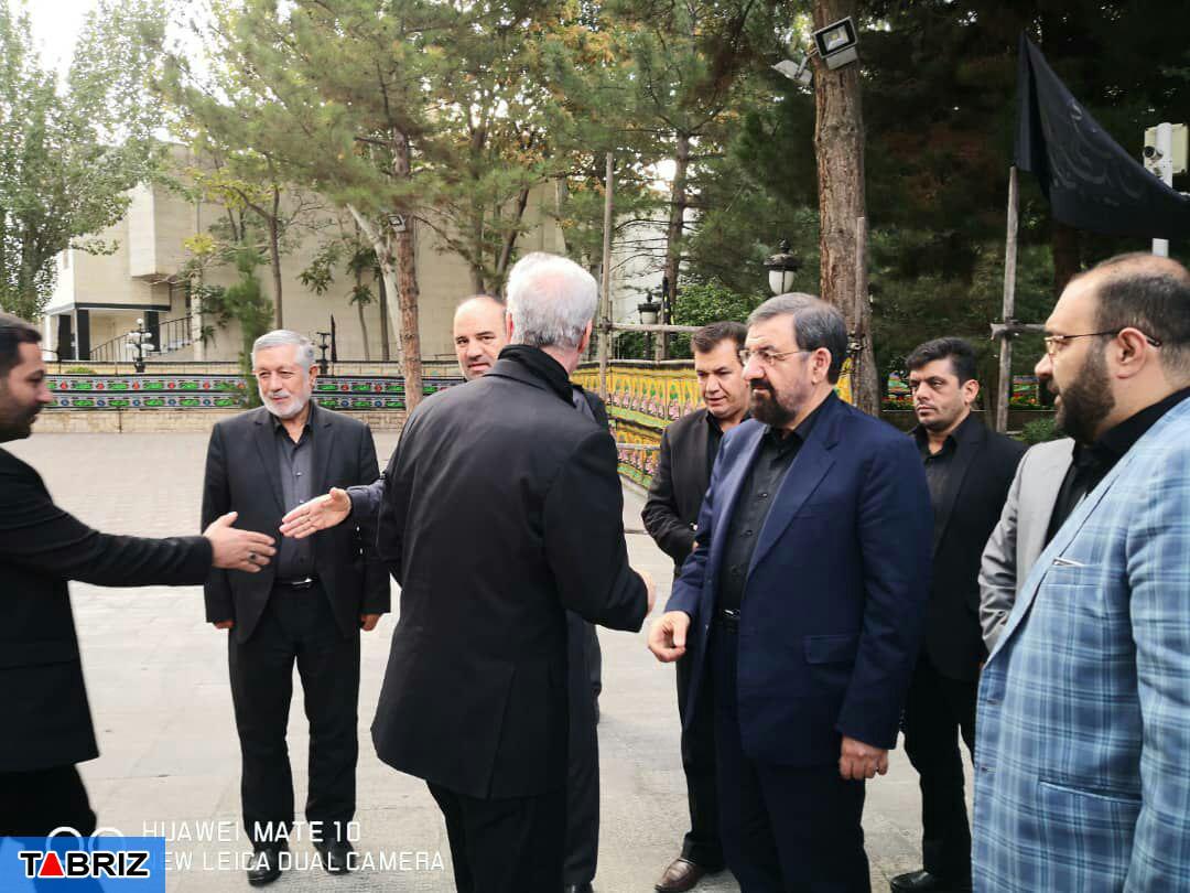 تصاویر حضور دکتر رضایی در مراسم روز عاشورای تبریز